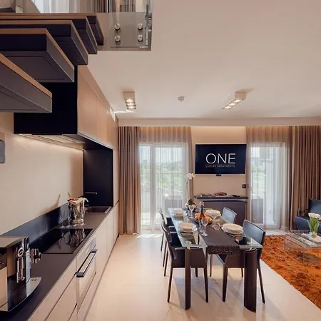 Apartment One Luxury